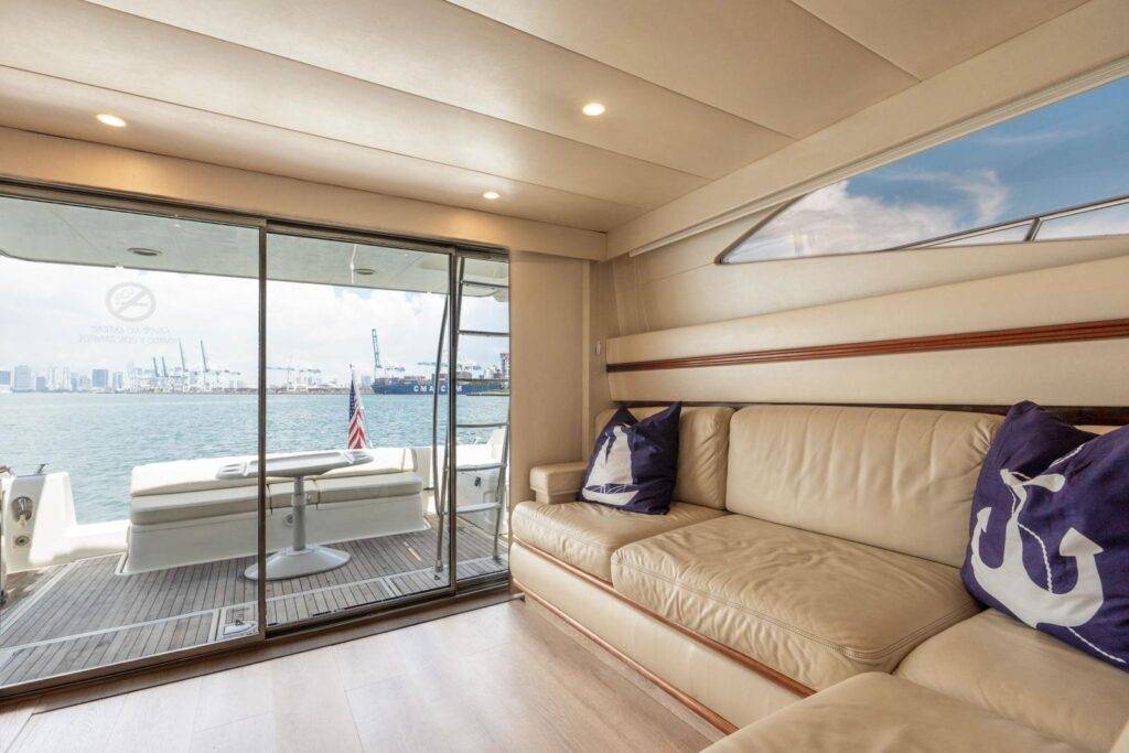 48ft Azimut Yacht Rental Miami ✨ | Italian Luxury Yacht Experience from $950 7 %MAlquiler de yates en Miami%