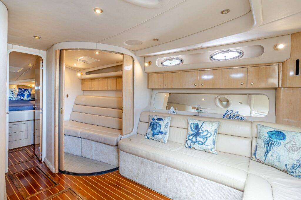45ft Sea Ray Sundancer Yacht Rental Miami 🌅 | Sunset Cruise & Sandbar Combo from $750 9 %Miami Yacht Rentals%