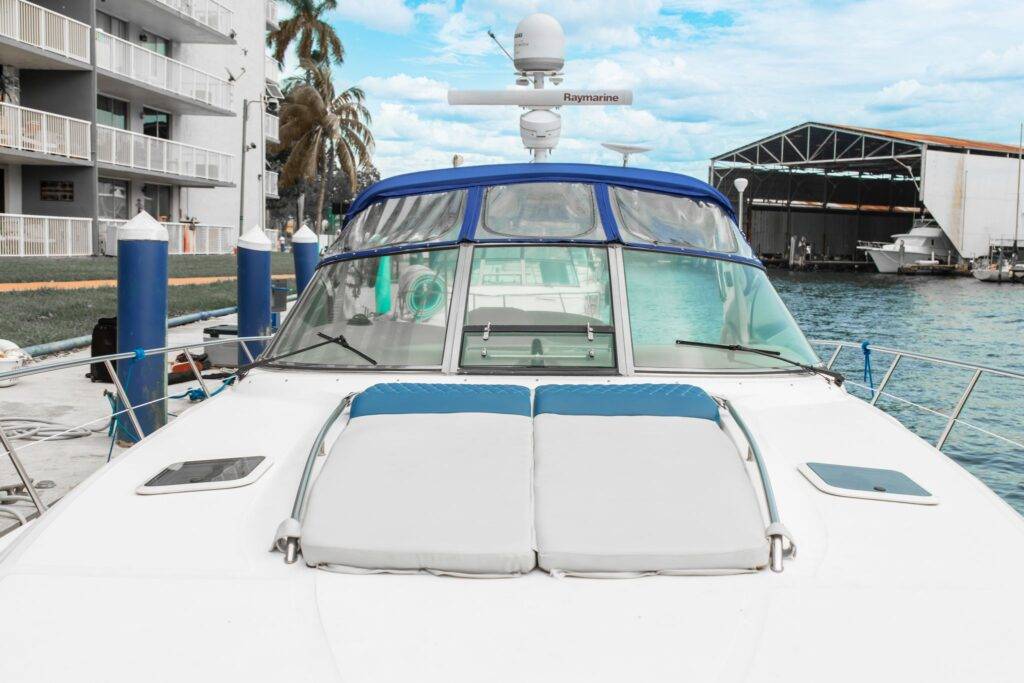 45ft Sea Ray Sundancer Yacht Rental Miami 🌅 | Sunset Cruise & Sandbar Combo from $750 5 %Miami Yacht Rentals%