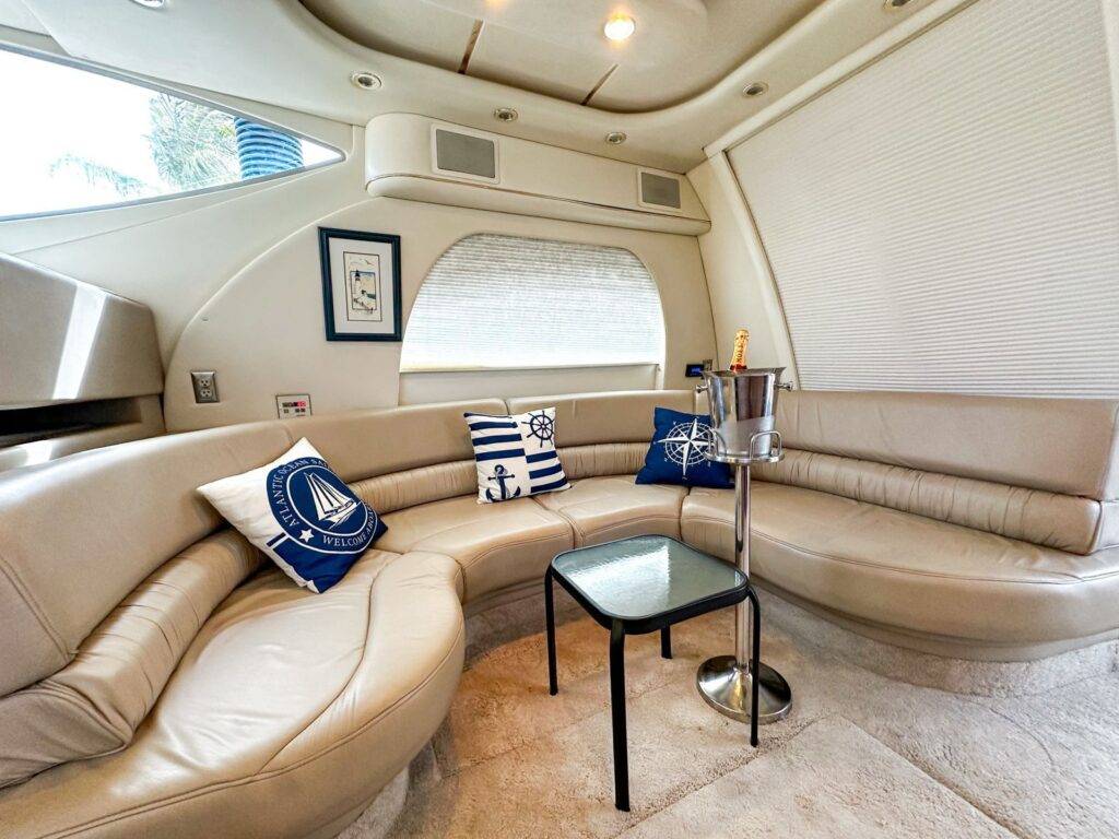 50ft Maxum Yacht Rental Miami 🔥 | Classic Party Yacht Charter from $900 5 %Miami Yacht Rentals%