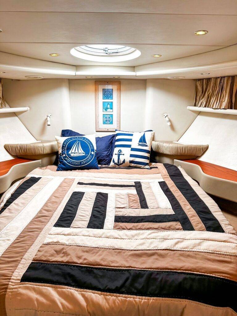 50ft Maxum Yacht Rental Miami 🔥 | Classic Party Yacht Charter from $900 9 %Miami Yacht Rentals%