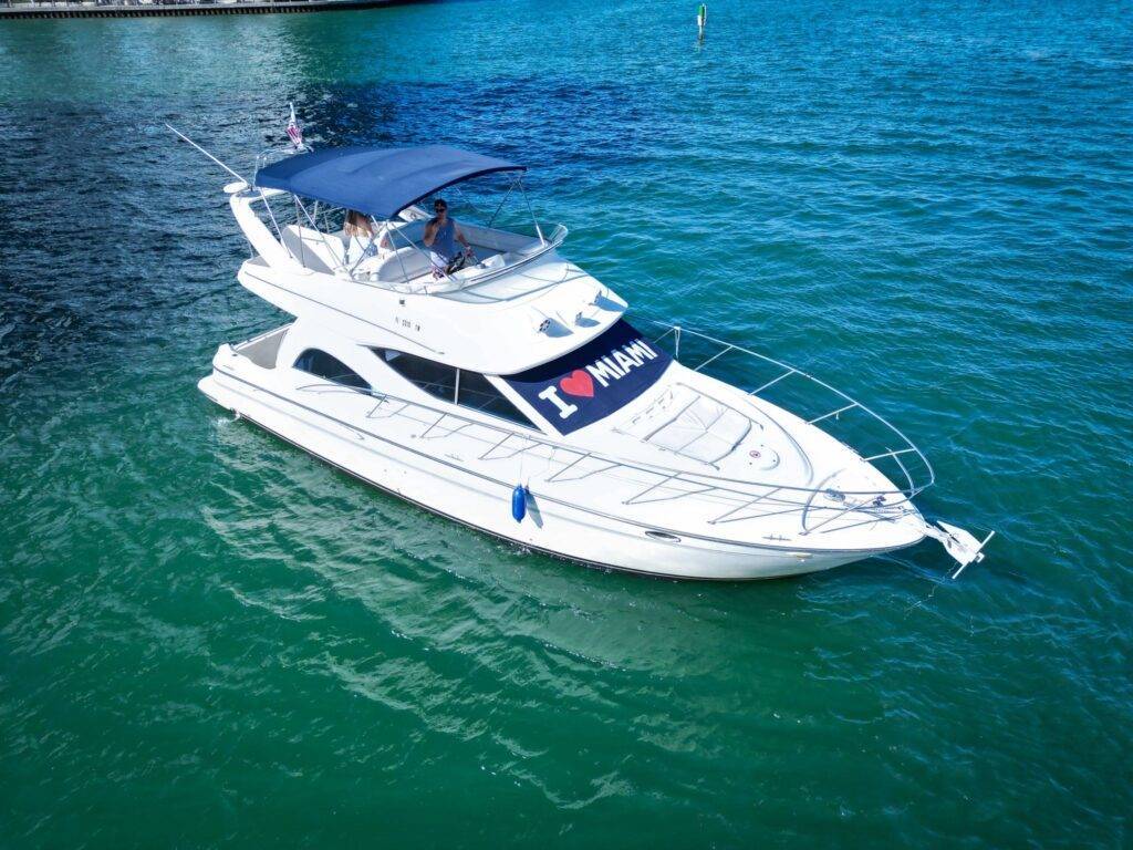 50ft Maxum Yacht Rental Miami 🔥 | Classic Party Yacht Charter from $900 1 %Miami Yacht Rentals%