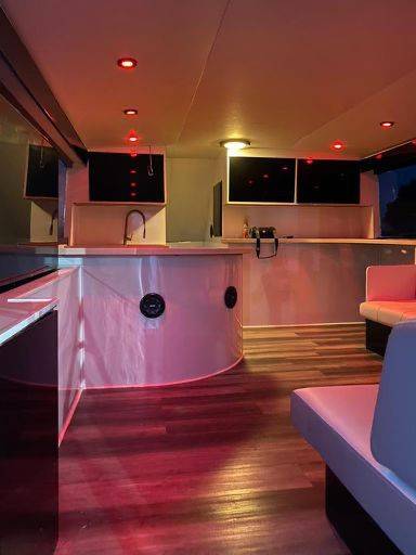 55ft Hatteras Yacht Rental Miami 🚤 | Sportfish & Sandbar Charter from $1,500 4 %Miami Yacht Rentals%