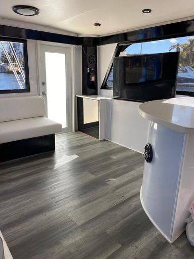 55ft Hatteras Yacht Rental Miami 🚤 | Sportfish & Sandbar Charter from $1,500 3 %Miami Yacht Rentals%
