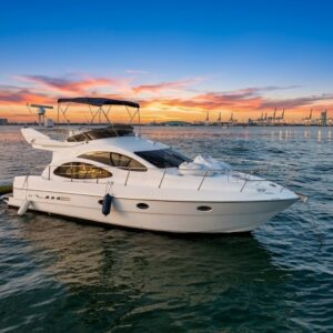 50ft Azimut Yacht Rental Miami Rickenbacker Marina 🚤 | Key Biscayne Day Charter from $800