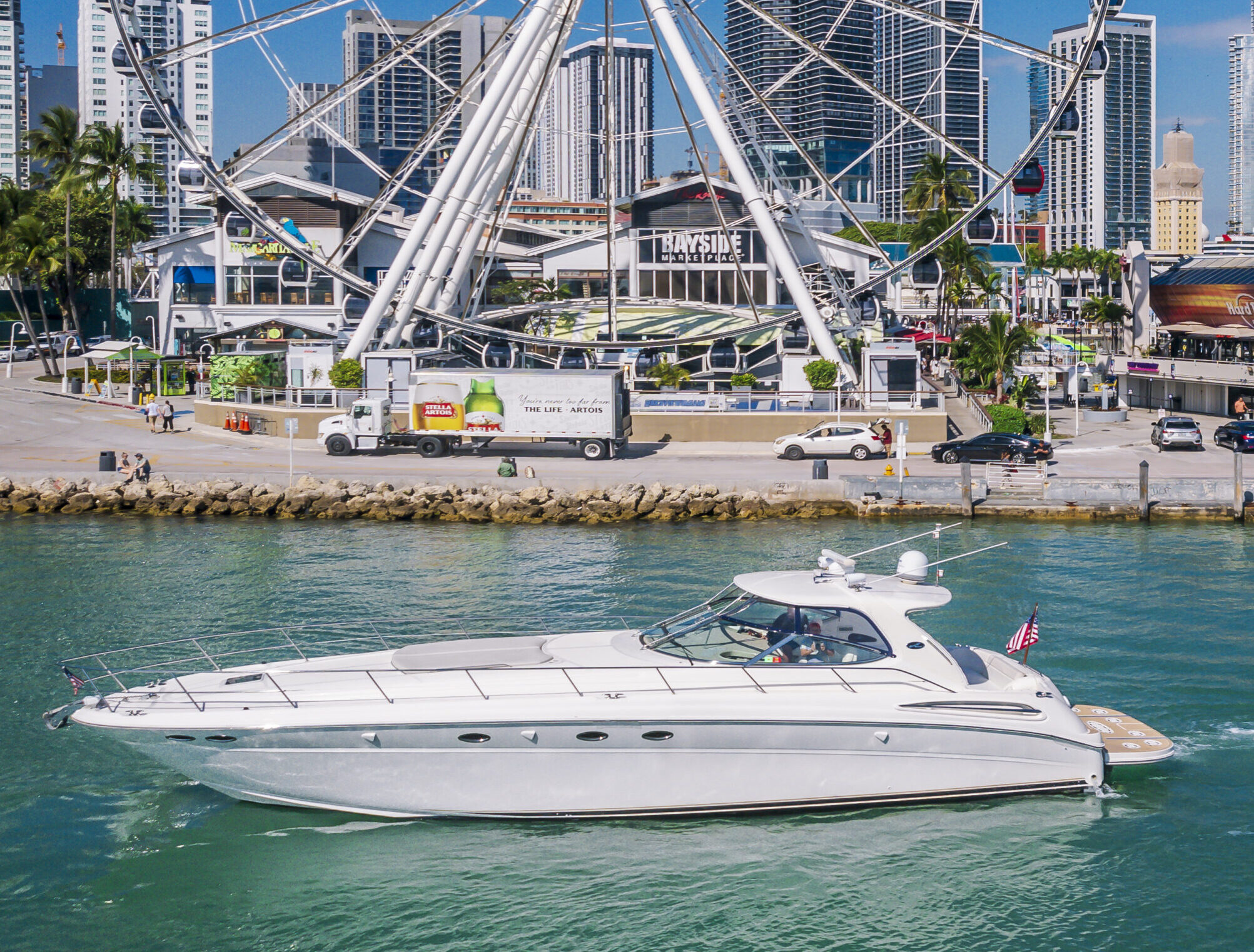 58ft Sea Ray Sundancer Miami yacht rental for 13 guests