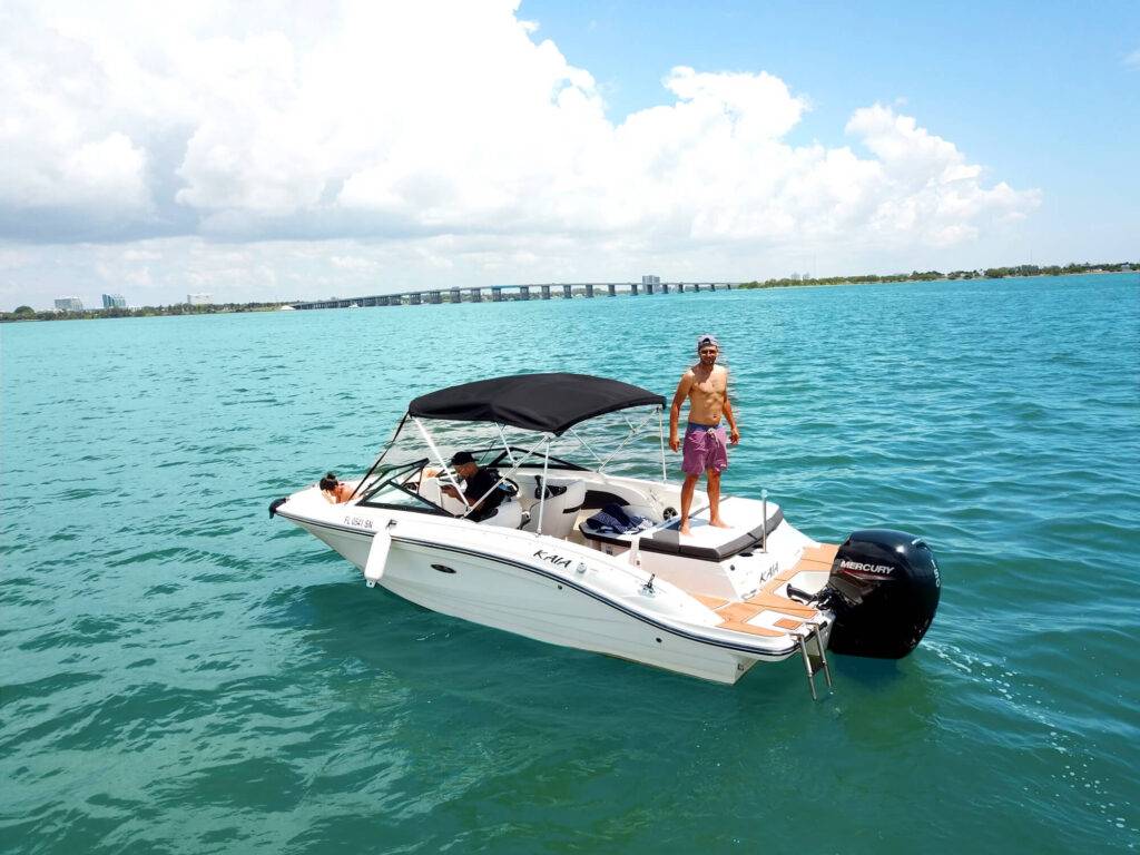 %MAlquiler de yates en Miami%