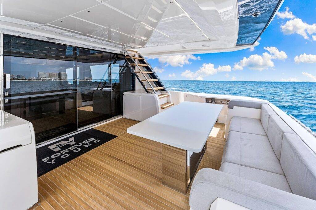 78ft Ferretti Luxury Yacht Charter | Fort Lauderdale 🛥️ 5 %Miami Yacht Rentals%