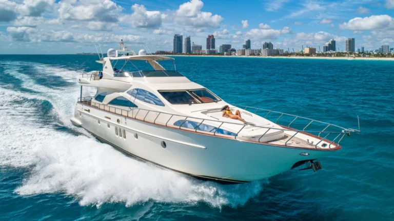 Miami superyacht rentals 💎 Oversized luxury yachts for VIP events, corporate charters, music videos & ultra-premium parties with full crew & concierge. 17 %Miami Yacht Rentals%