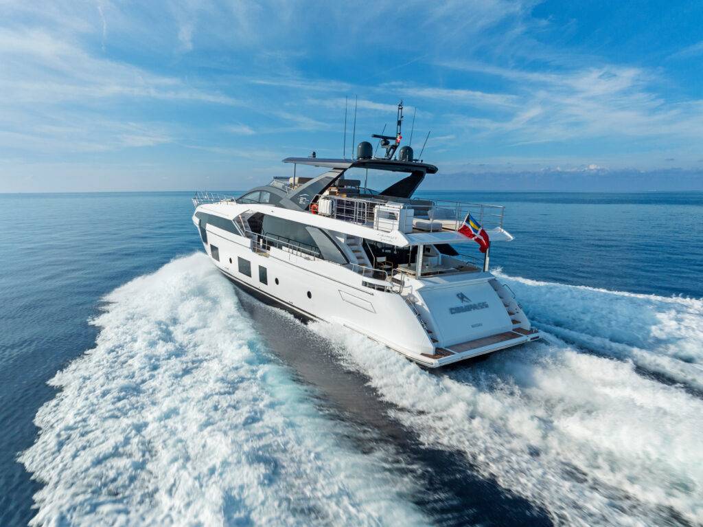 82ft Azimut “Salt Shaker” Yacht Charter | Miami Beach Marina 🌊 3 %Miami Yacht Rentals%