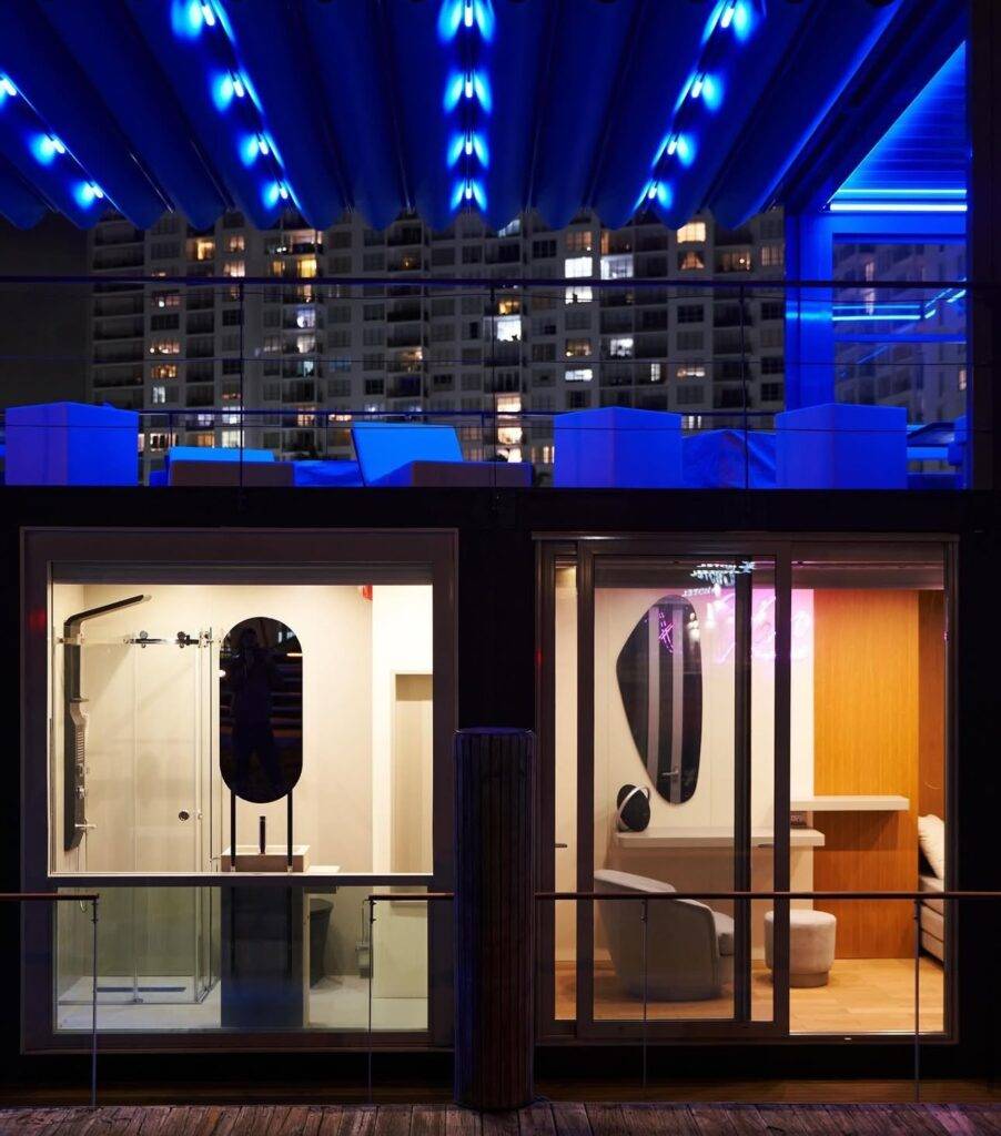 Casa flotante 70' Charter - Island Creek Miami Beach Alquiler Privado 💒 10 %MAlquiler de yates en Miami%