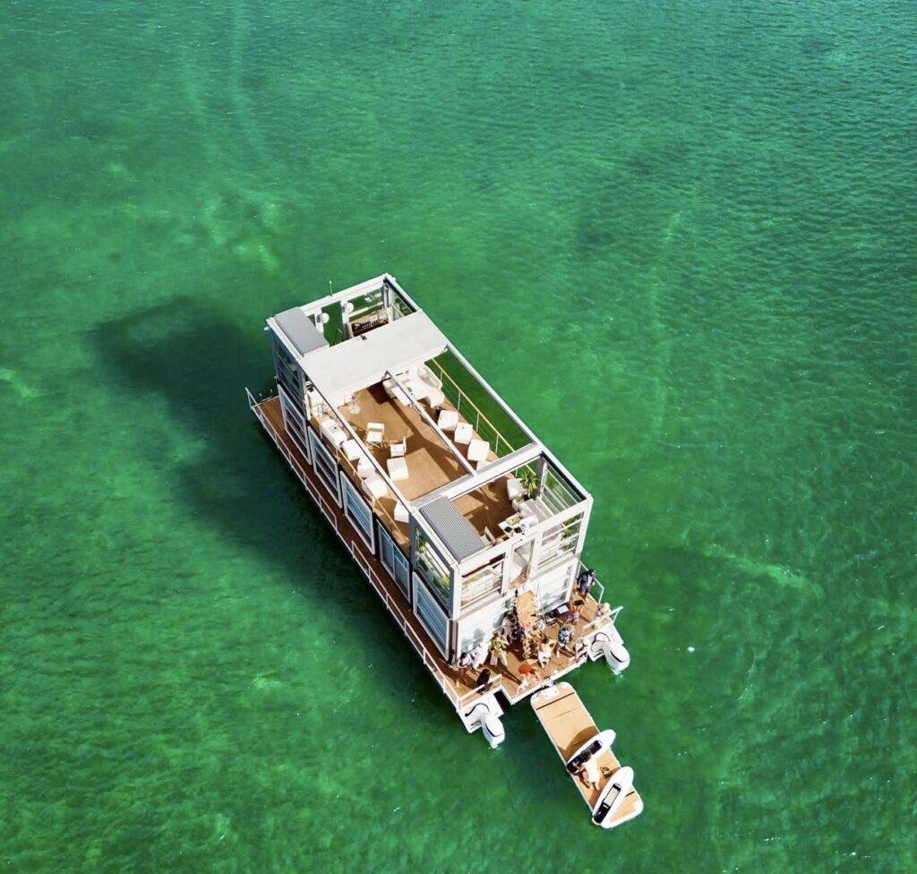 Casa flotante 70' Charter - Island Creek Miami Beach Alquiler Privado 💒 1 %MAlquiler de yates en Miami%