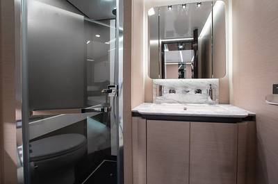 80ft Azimut Sport Yacht Charter | Miami Beach Marina Pier E 🚤 1 %MAlquiler de yates en Miami%