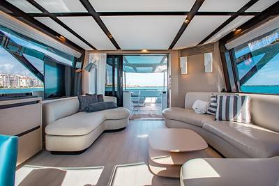 80ft Azimut Sport Yacht Charter | Miami Beach Marina Pier E 🚤 6 %MAlquiler de yates en Miami%