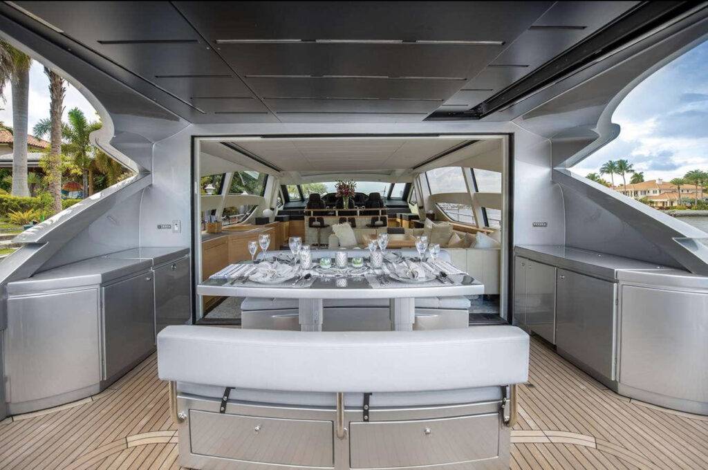 82ft Pershing “Milagros” Alquiler de Yates de Lujo | Miami Beach 💎 6 %MAlquiler de yates en Miami%