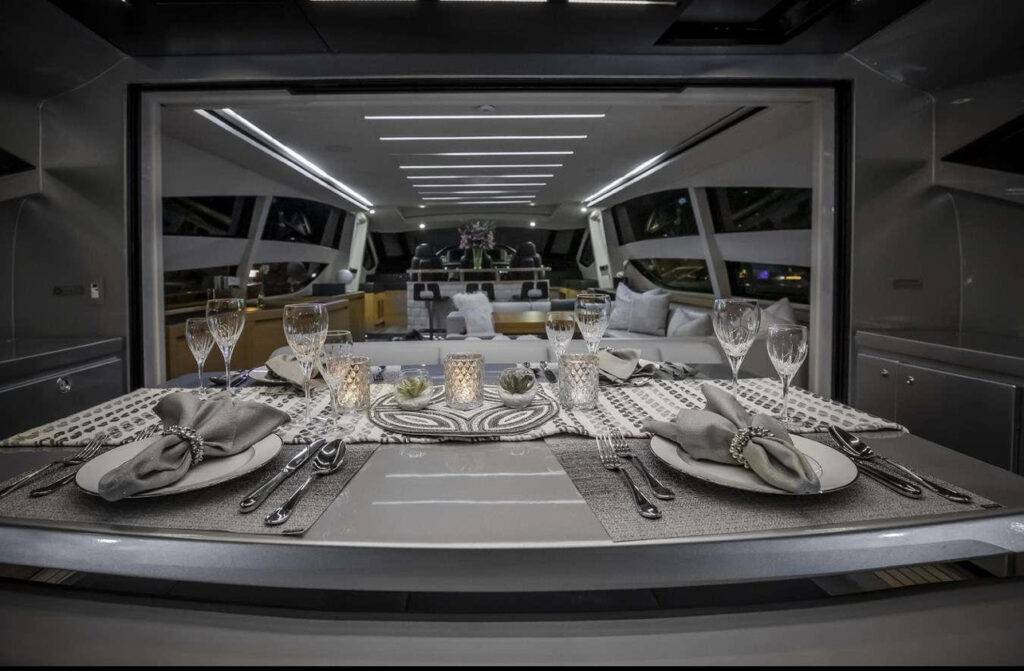 82ft Pershing “Milagros” Alquiler de Yates de Lujo | Miami Beach 💎 5 %MAlquiler de yates en Miami%