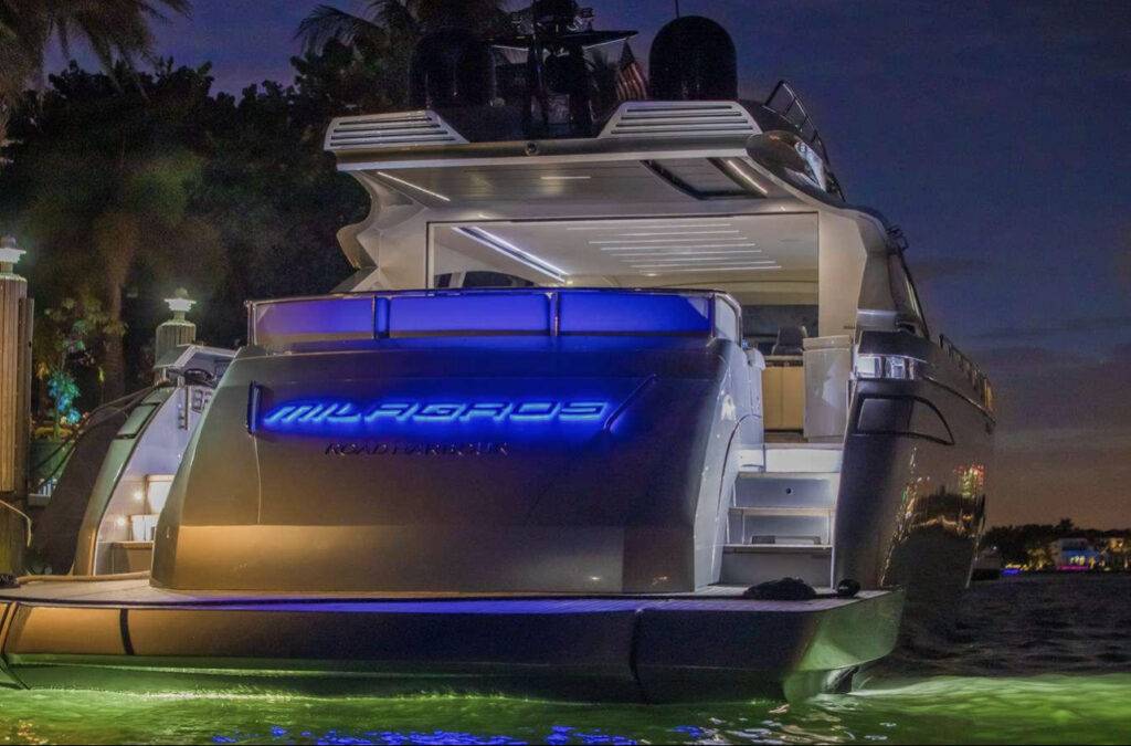 82ft Pershing “Milagros” Alquiler de Yates de Lujo | Miami Beach 💎 4 %MAlquiler de yates en Miami%