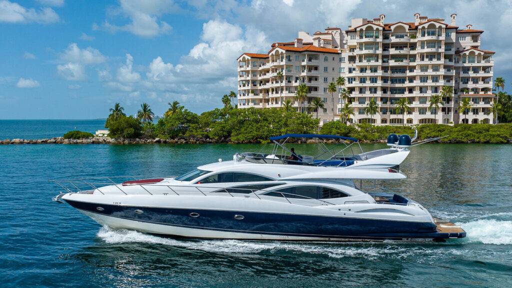 80ft Sunseeker “Sliptease” Alquiler de Yates | Miami Bayside 🎶 1 %MAlquiler de yates en Miami%