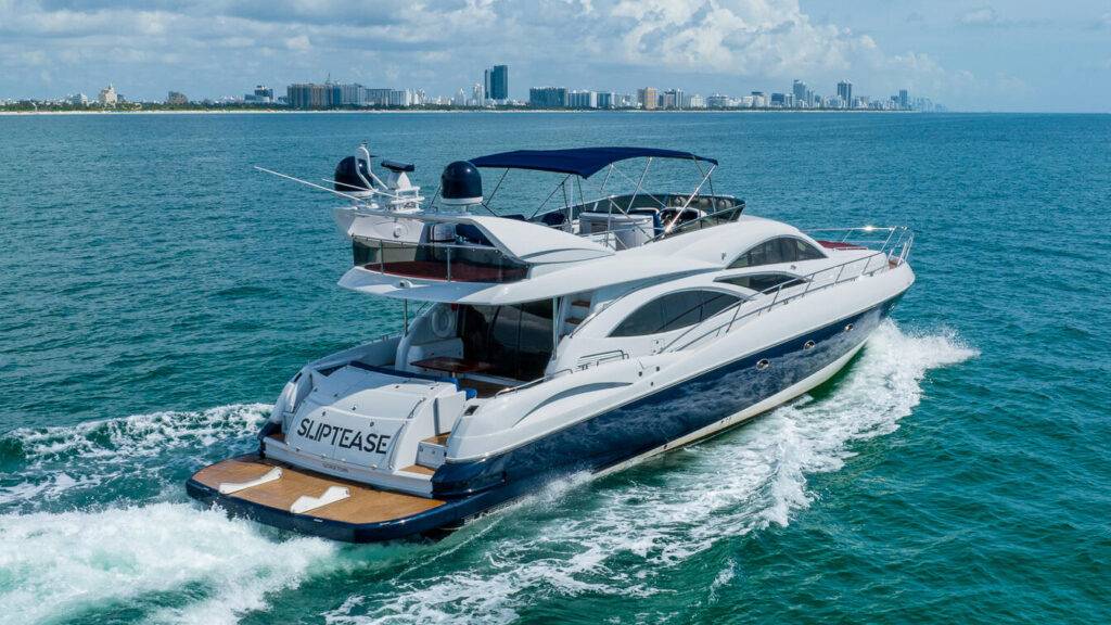 80ft Sunseeker “Sliptease” Alquiler de Yates | Miami Bayside 🎶 6 %MAlquiler de yates en Miami%