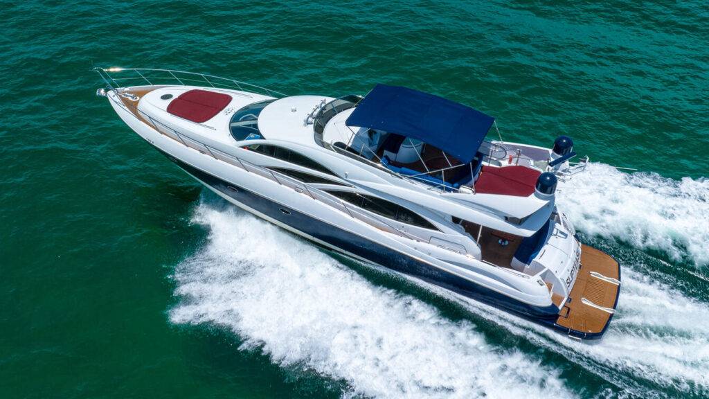 80ft Sunseeker “Sliptease” Alquiler de Yates | Miami Bayside 🎶 4 %MAlquiler de yates en Miami%