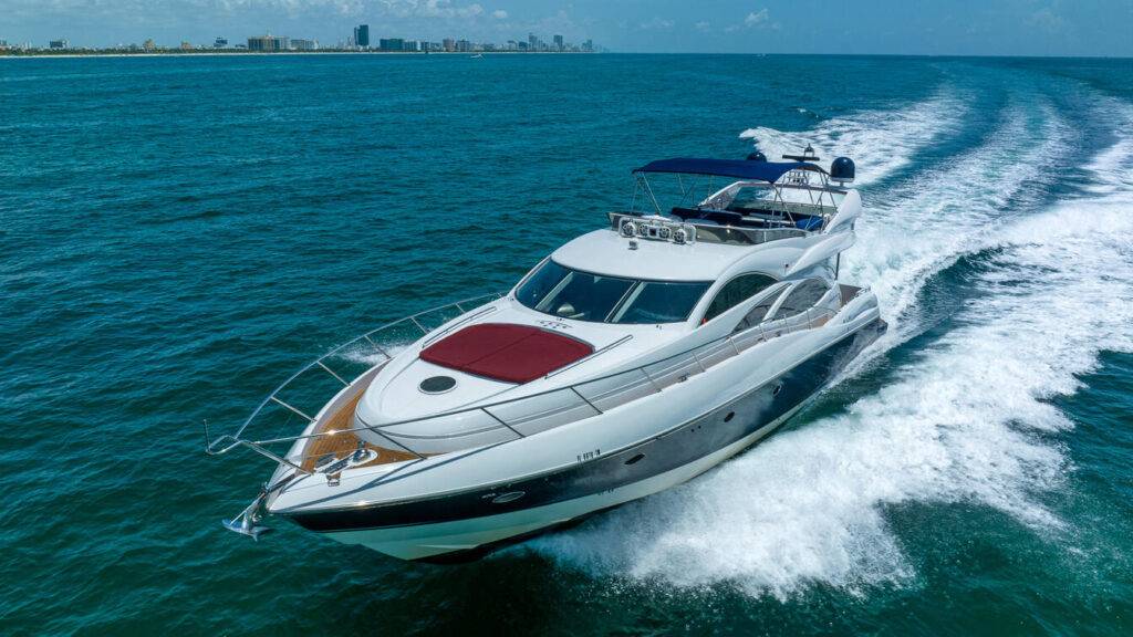 80ft Sunseeker “Sliptease” Alquiler de Yates | Miami Bayside 🎶 6 %MAlquiler de yates en Miami%