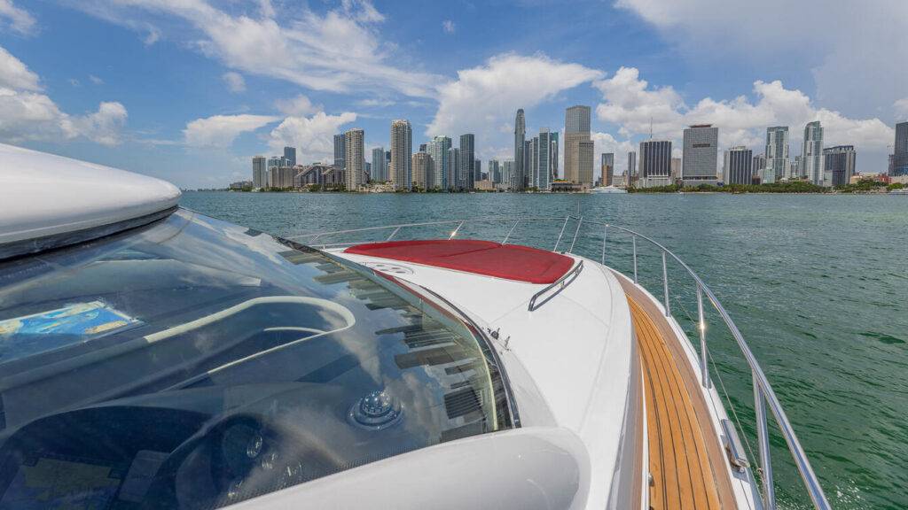 80ft Sunseeker “Sliptease” Alquiler de Yates | Miami Bayside 🎶 10 %MAlquiler de yates en Miami%