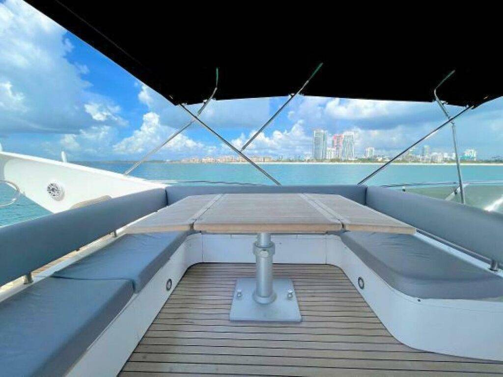 75ft Sunseeker “Manhattan Twins” Yacht Charter | Miami Beach 🏝️ 9 %Miami Yacht Rentals%