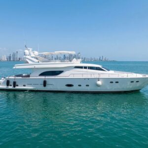 80ft Ferretti Mega Yacht Rental in Panama for VIP Island Cruises | From $5,600