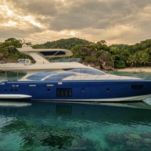 78ft Azimut Yacht Rental Panama 💎 | Luxury Escape at Sea