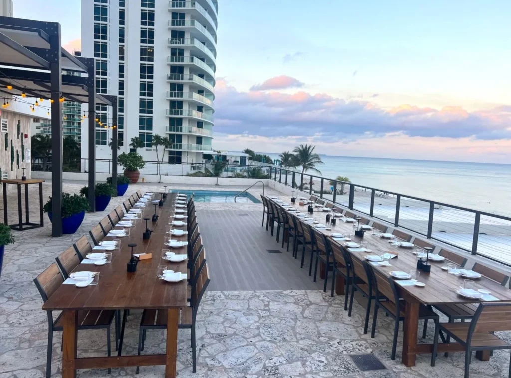The Ocean Front Venue - Miami Waterfront Yacht Espacio para eventos ⛴️ 6 %MAlquiler de yates en Miami%
