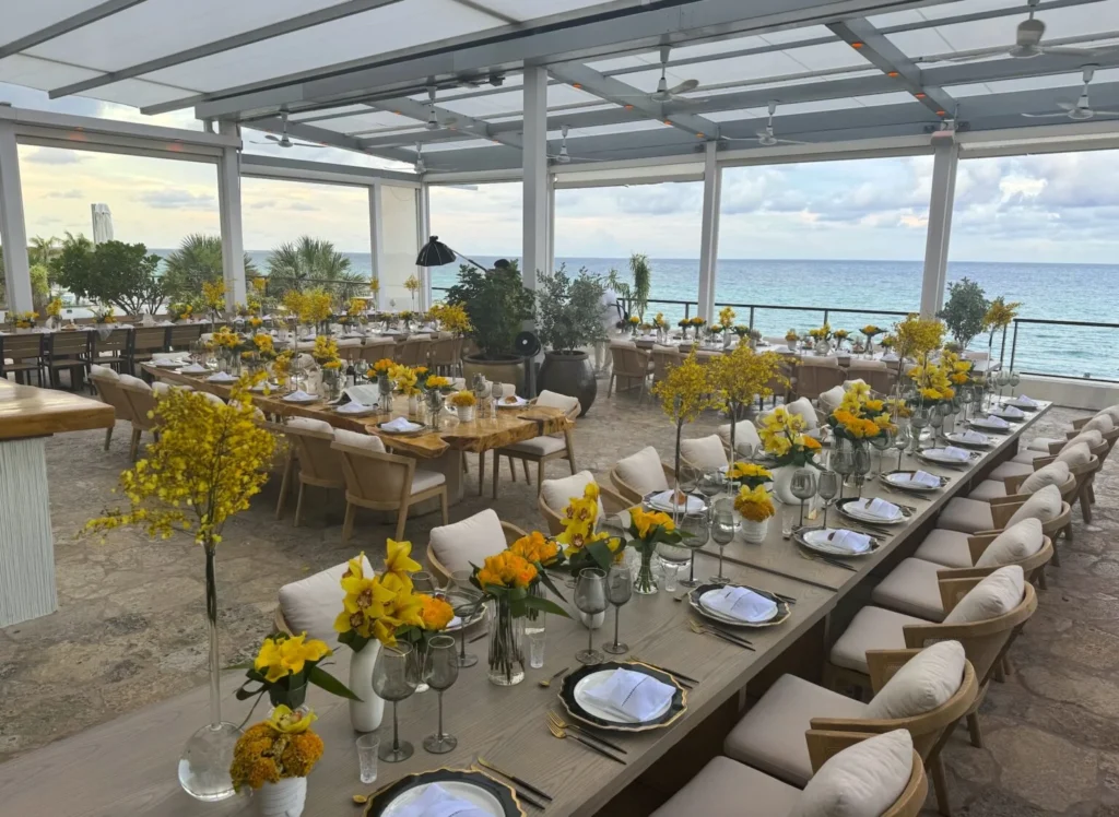 The Ocean Front Venue - Miami Waterfront Yacht Espacio para eventos ⛴️ 11 %MAlquiler de yates en Miami%