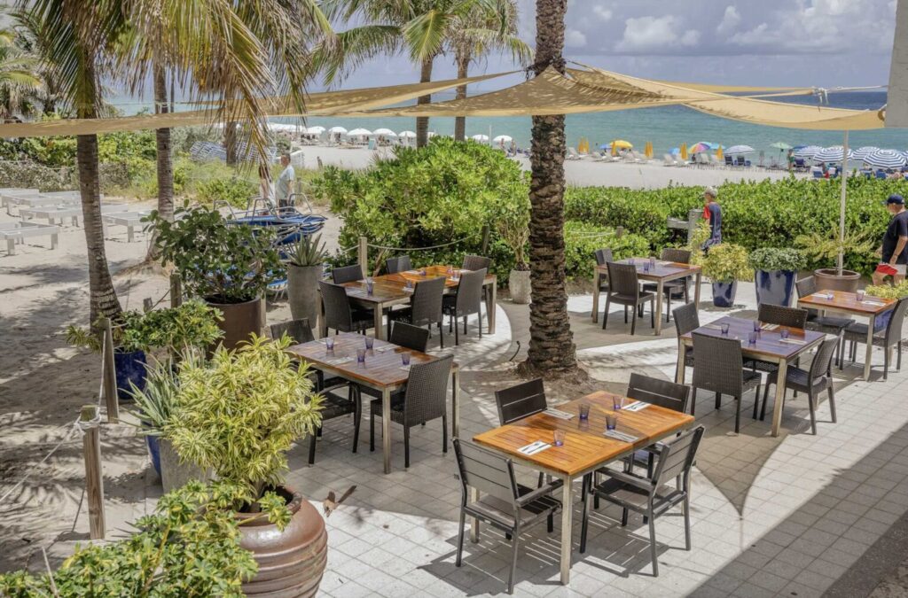 The Ocean Front Venue - Miami Waterfront Yacht Espacio para eventos ⛴️ 2 %MAlquiler de yates en Miami%