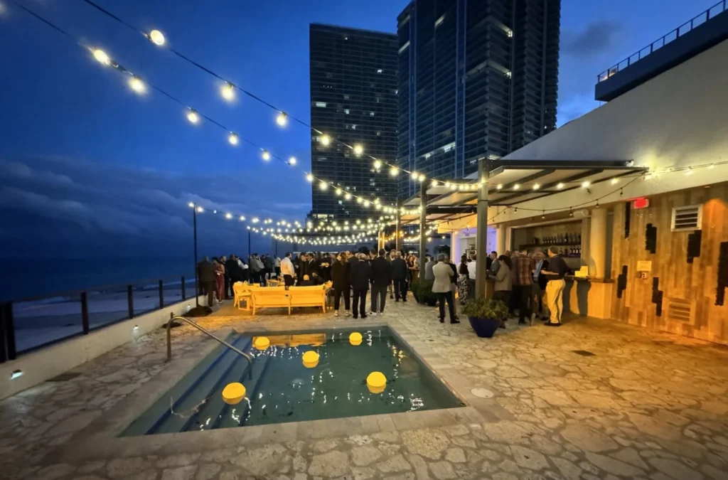 The Ocean Front Venue - Miami Waterfront Yacht Event Space ⛴️ 5 %MAlquiler de yates en Miami%