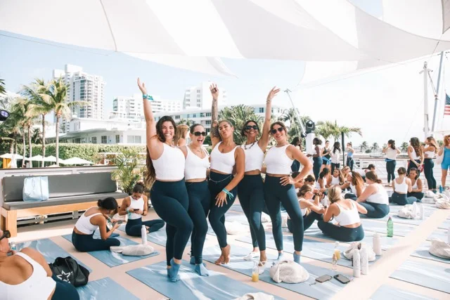 Plataforma flotante de dos niveles The Vessel - Miami Large Party Venue ✨🔥 5 %MAlquiler de yates en Miami%