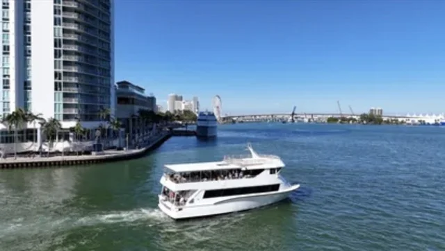 Large group yacht charters in Miami 🎉 Host 100+ guest events on multi-level yachts & party boats with catering, DJ, bar service & corporate setups. 5 %Miami Yacht Rentals%