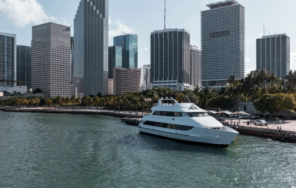%Miami Yacht Rentals%