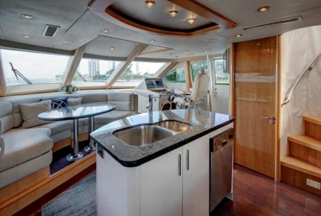 84ft Lazzara “LazzaraChip” Mega Yacht Charter | North Miami 🌴 9 %Miami Yacht Rentals%