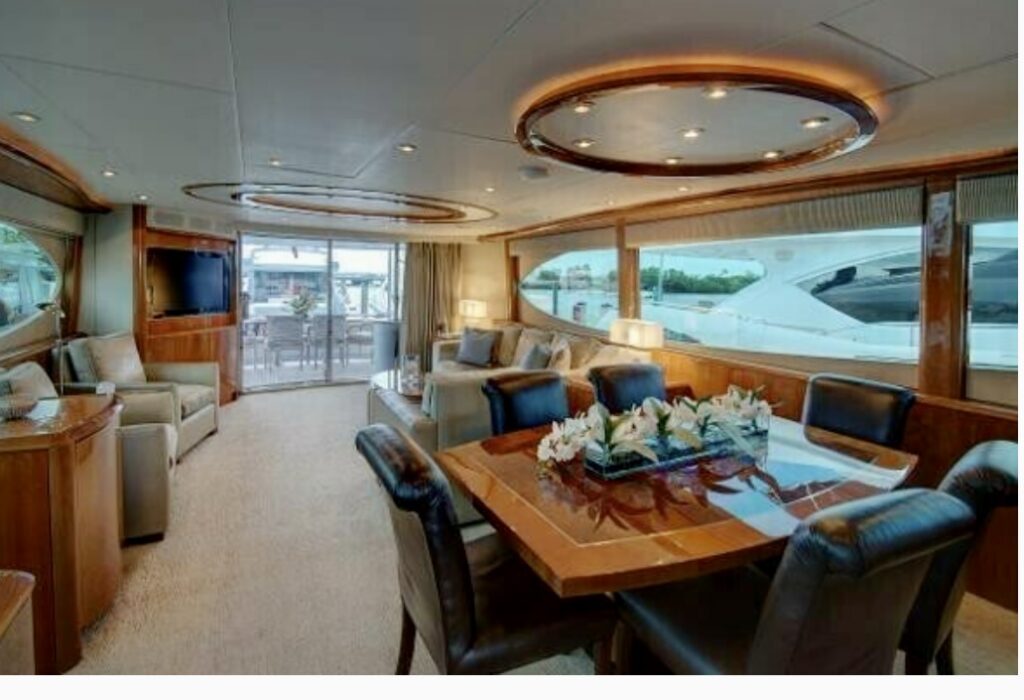84ft Lazzara “LazzaraChip” Mega Yacht Charter | North Miami 🌴 8 %Miami Yacht Rentals%