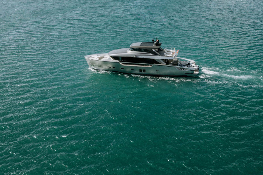 88ft San Lorenzo “Rocio Flores” Mega Yacht Charter | Miami 🌊 3 %Miami Yacht Rentals%