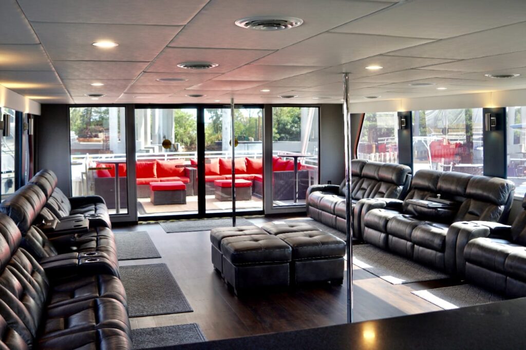 Star Cruise 105ft • Miami Beach Yacht Venue for Large Events ⛴️ 5 %Miami Yacht Rentals%