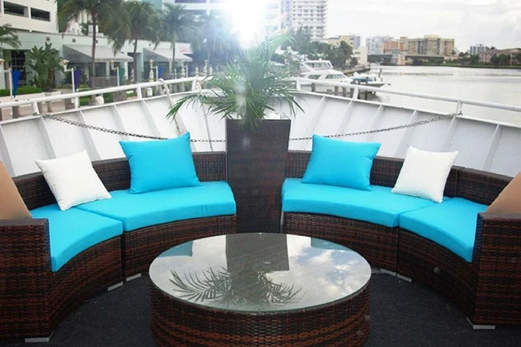 The Muse Mini Cruise • Miami Yacht Venue for Large Celebrations ✨ 8 %Miami Yacht Rentals%