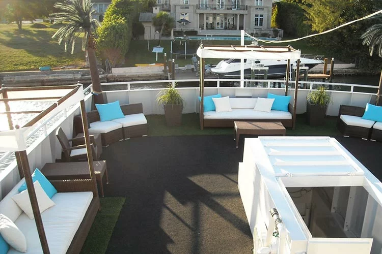 The Muse Mini Cruise • Miami Yacht Venue for Large Celebrations ✨ 9 %Miami Yacht Rentals%