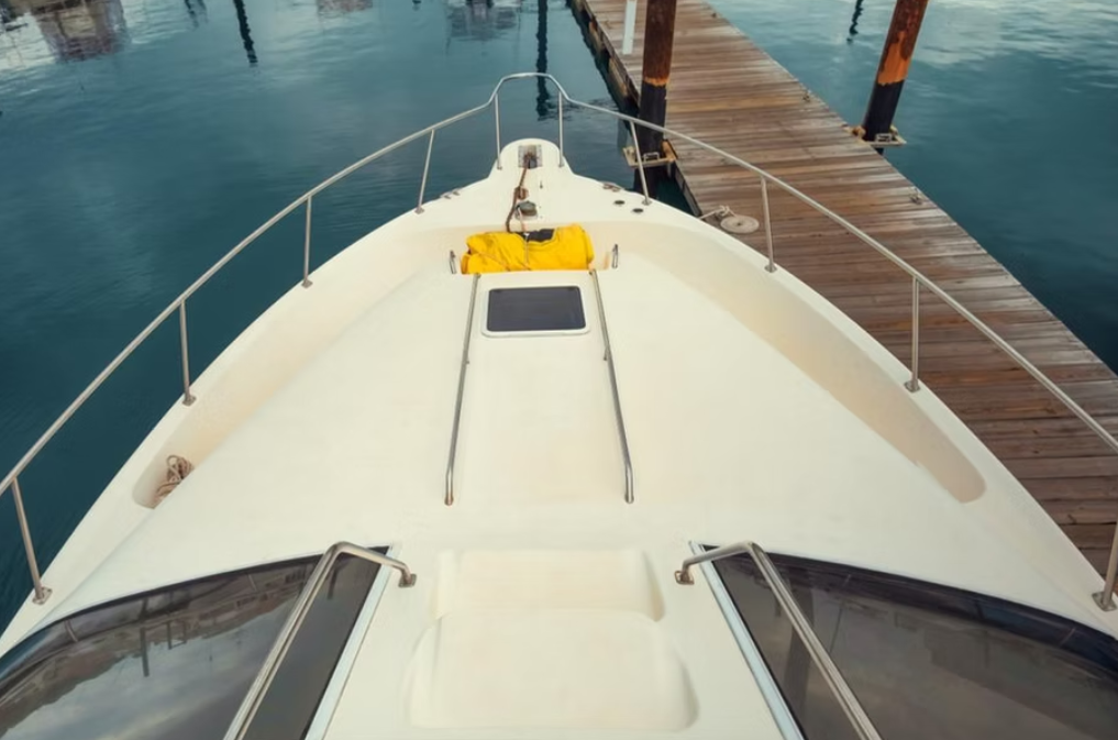47ft Sea Ray Yacht Charter Panama | Luxury Island Escapes From $1,300 4 %Miami Yacht Rentals%