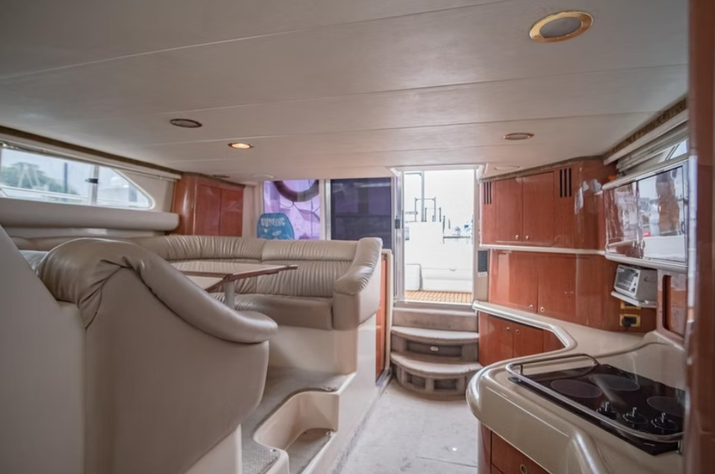 47ft Sea Ray Yacht Charter Panama | Luxury Island Escapes From $1,300 2 %Miami Yacht Rentals%