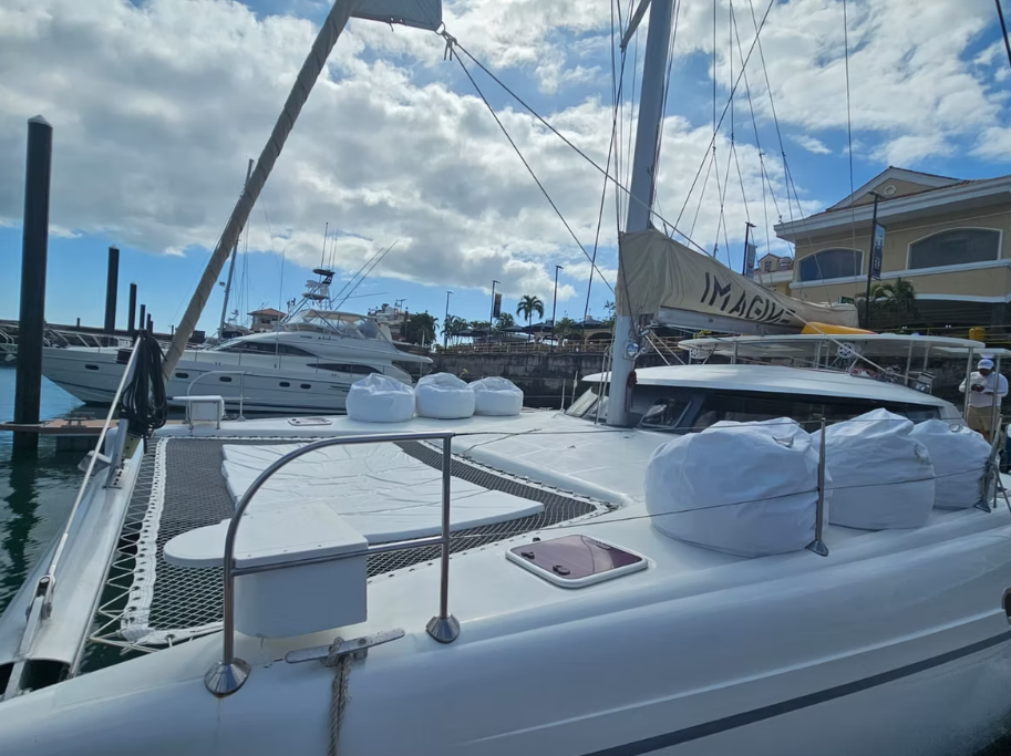 46ft Fountaine Pajot Catamaran Panama ⛵ | Island Hopping 14 Book a luxury yacht rental in Panama with Feeling Yachty — private charters, catamarans, and island tours in the San Blas Islands and Panama Bay. All-inclusive, transparent pricing.