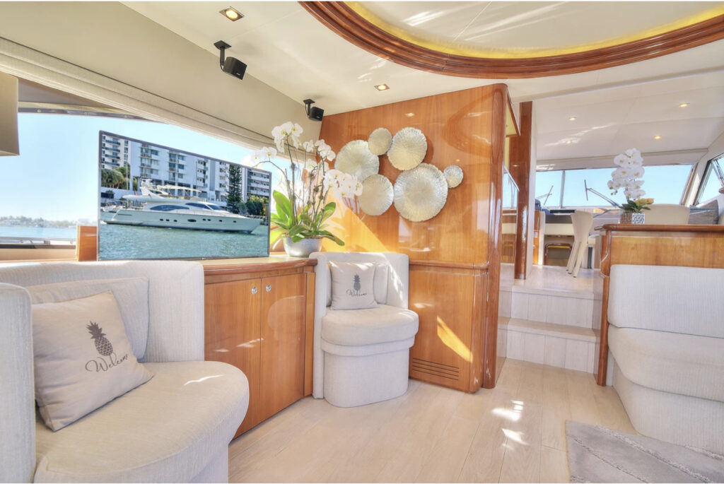 75ft Ferretti “Lumar” Luxury Yacht Charter | Miami River 🌴 11 %Miami Yacht Rentals%