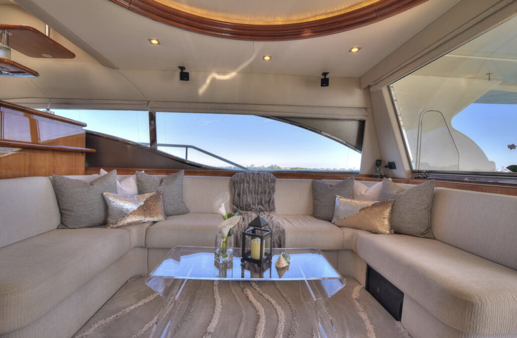 75ft Ferretti “Lumar” Luxury Yacht Charter | Miami River 🌴 8 %Miami Yacht Rentals%