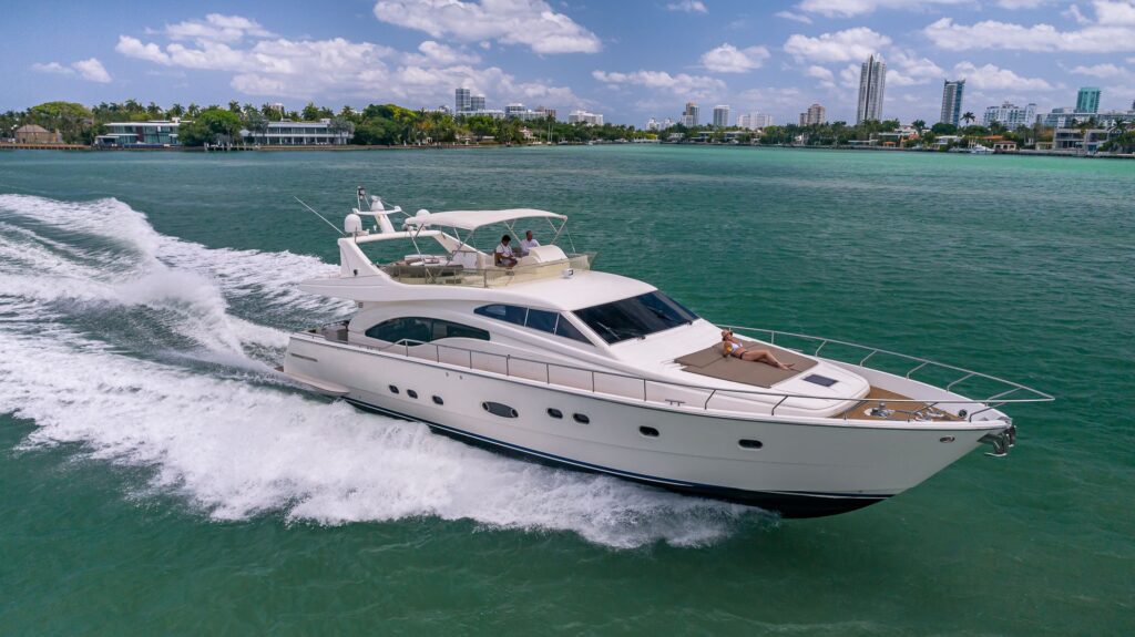 75ft Ferretti “Lumar” Luxury Yacht Charter | Miami River 🌴 4 %Miami Yacht Rentals%