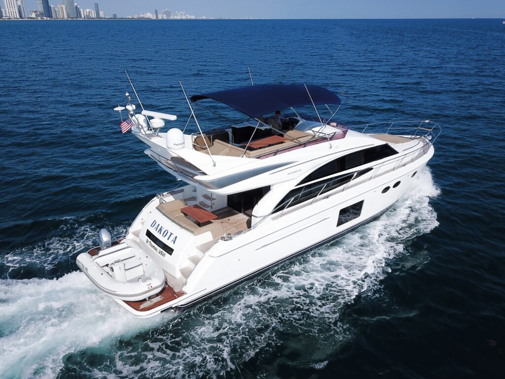 60ft Princess Fly Luxury Yacht Charter | Feeling Yachty Miami Beach ✨ 6 %MAlquiler de yates en Miami%