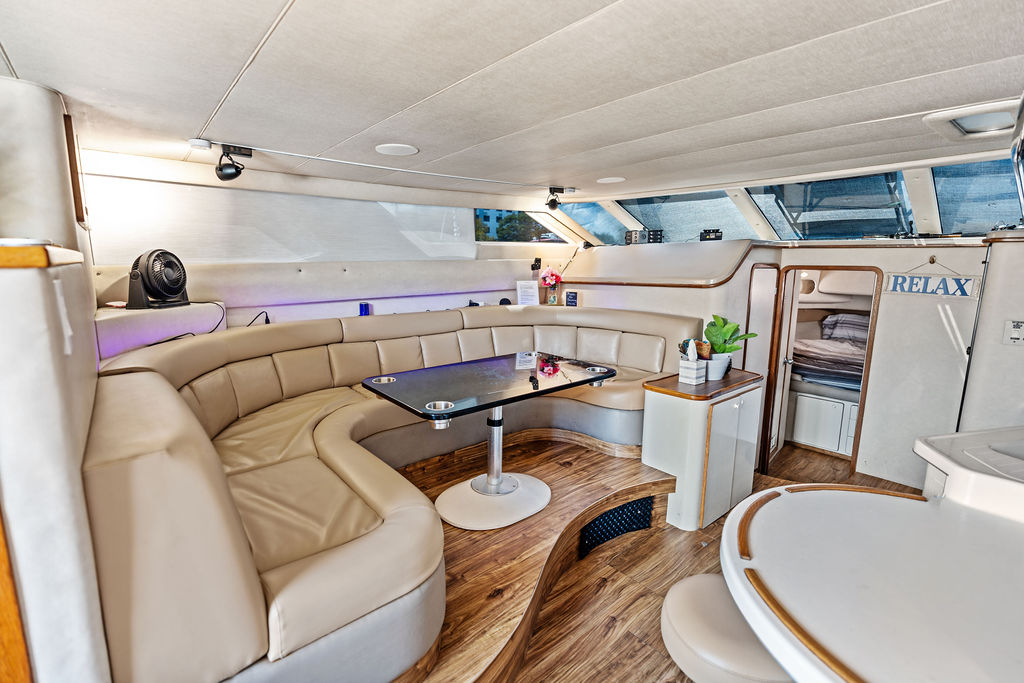48ft Sea Ray Bridge Yacht Rental Miami 🌙 | 15 Guests • Commercial License 12 %Miami Yacht Rentals%